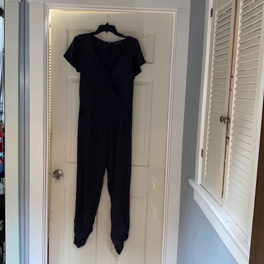 AKIRA lightweight Romper